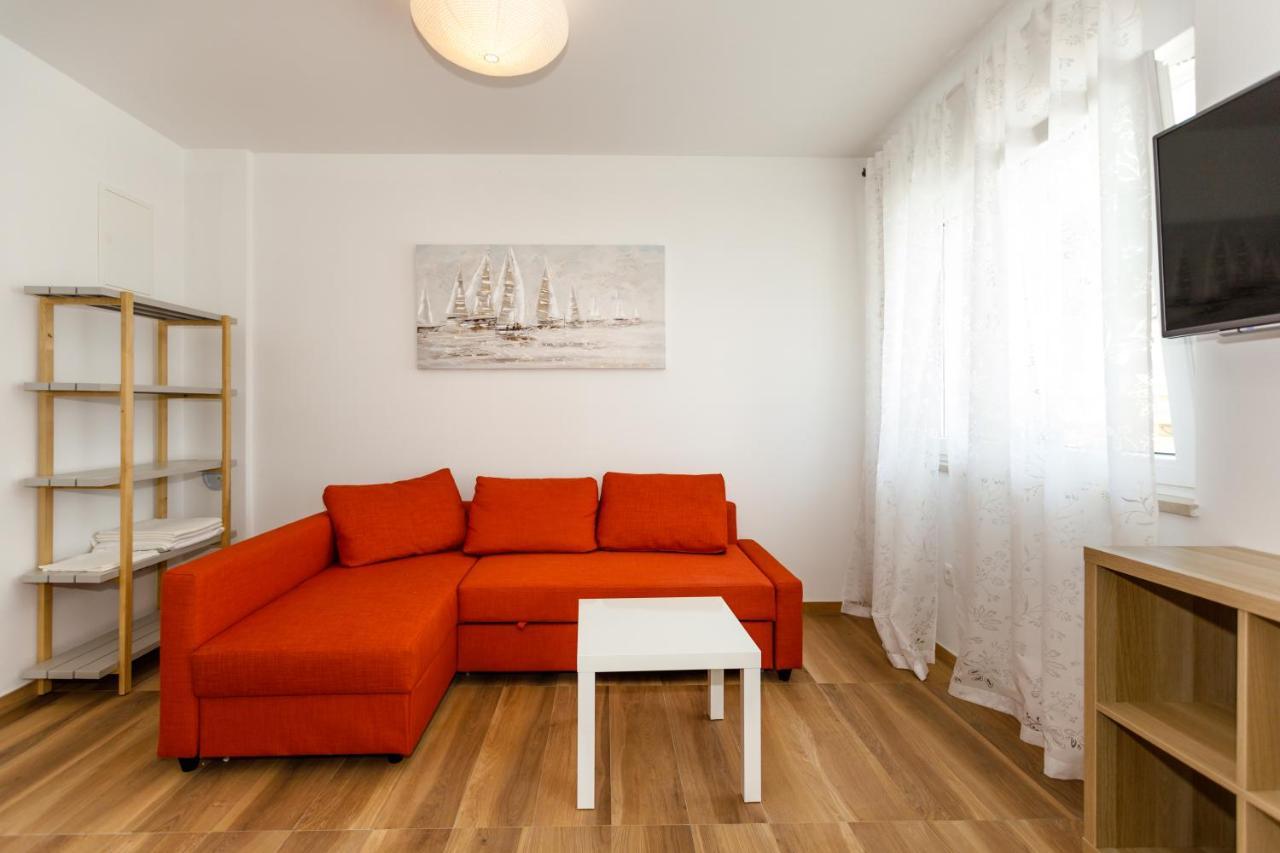 Golden Island Apartments Крк Экстерьер фото